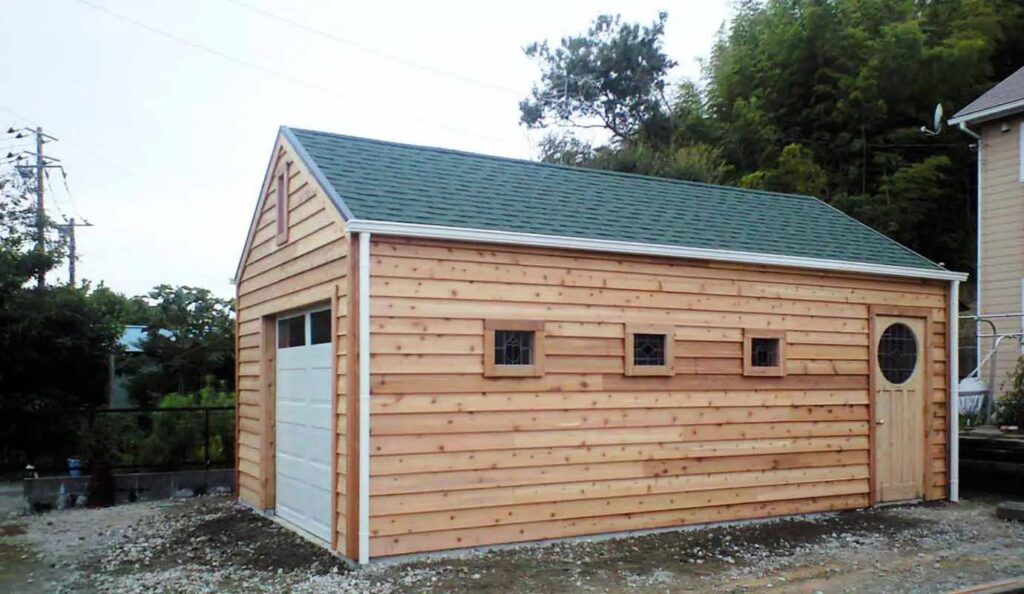 木の小屋と暮らそう 木造ガレージ建築の老舗がご提案する美しい小屋 物置のある暮らし