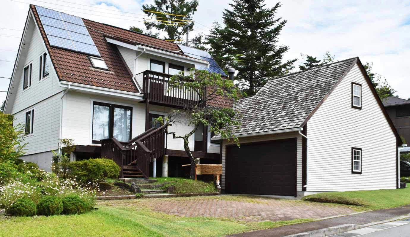 長野県 小屋裏付き倉庫・物置・小屋